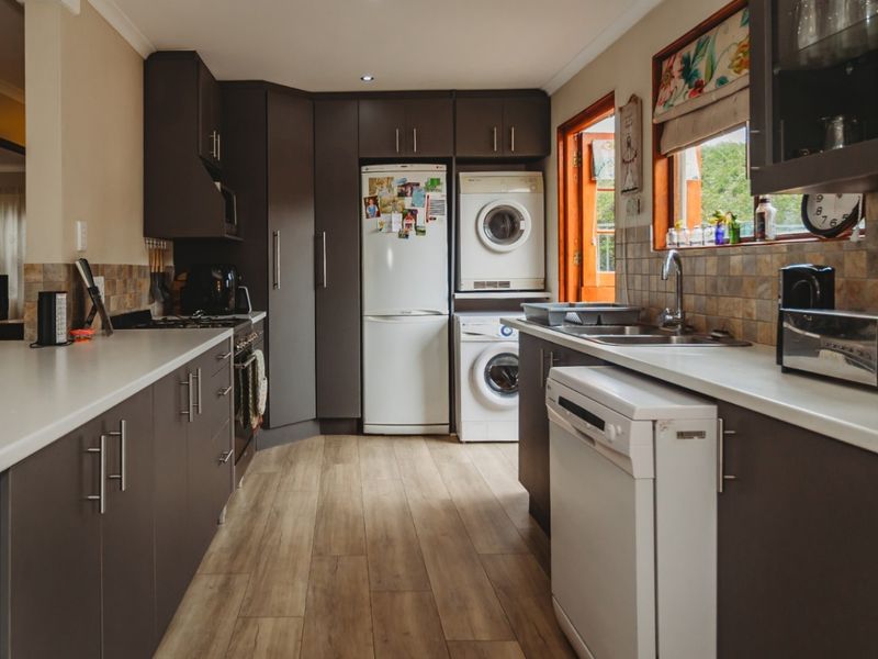 Where every day feels like a holiday! - Photo 7