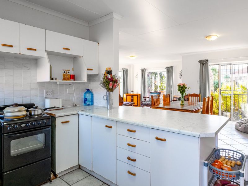 Neat Denneoord Home with Great Potential - Photo 10