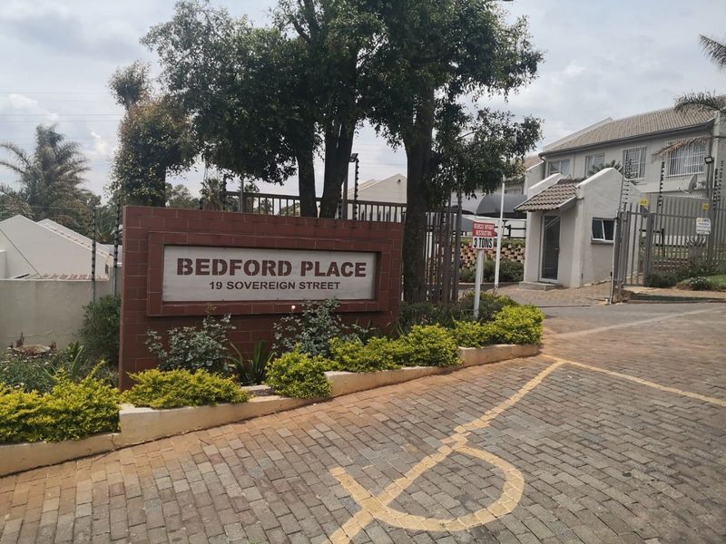 This spacious duplex is situated in a highly secure complex.  - Photo 3