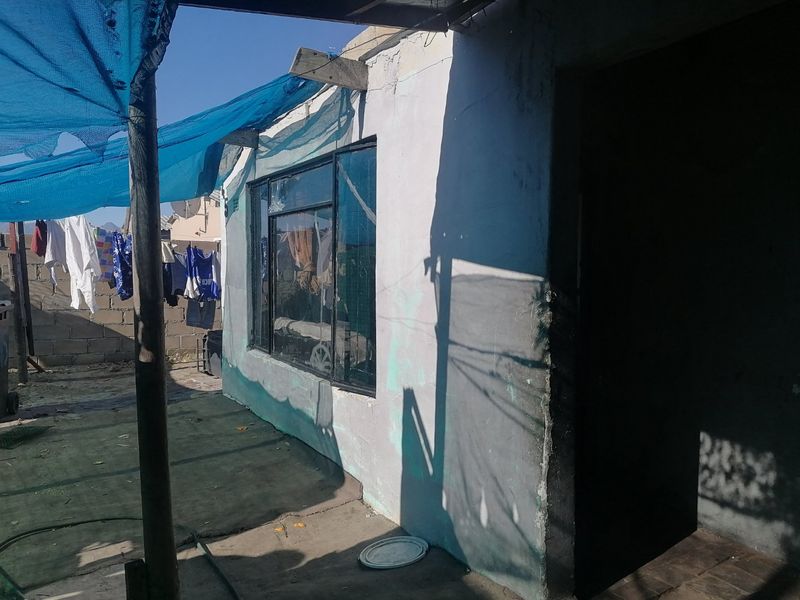 4 BEDROOM HOUSE IN MELTON ROSE  - Photo 5