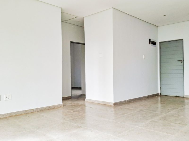 Modern. Neat. Popular. Cheap. Great for Investors. - Photo 7