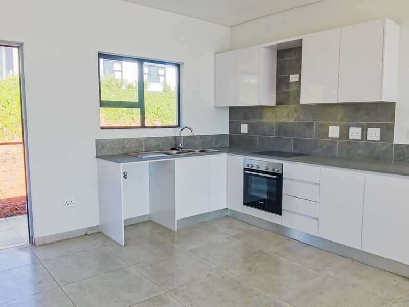 2 Bedroom Apartment Mountain View Estate - Photo 4