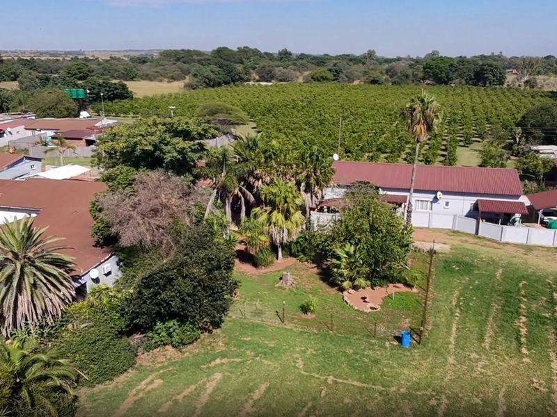 8.5ha Riverfront Plot in Vastfontein - Photo 2