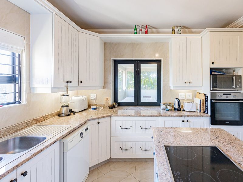 You Really Can't Get A Better Sea View Than This !! - Photo 6