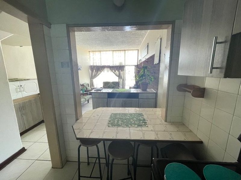 Perfectly Located Two-Bedroom Unit In The Krizann Complex  - Photo 5