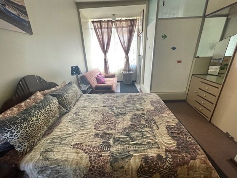 Perfectly Located Two-Bedroom Unit In The Krizann Complex  - Photo 9