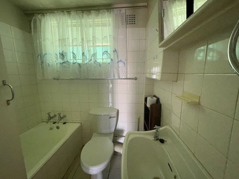 Perfectly Located Two-Bedroom Unit In The Krizann Complex  - Photo 7