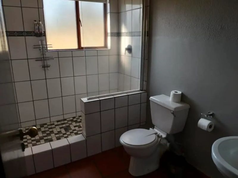 Income Earning Opportunity 3 Separate Rooms - Photo 9