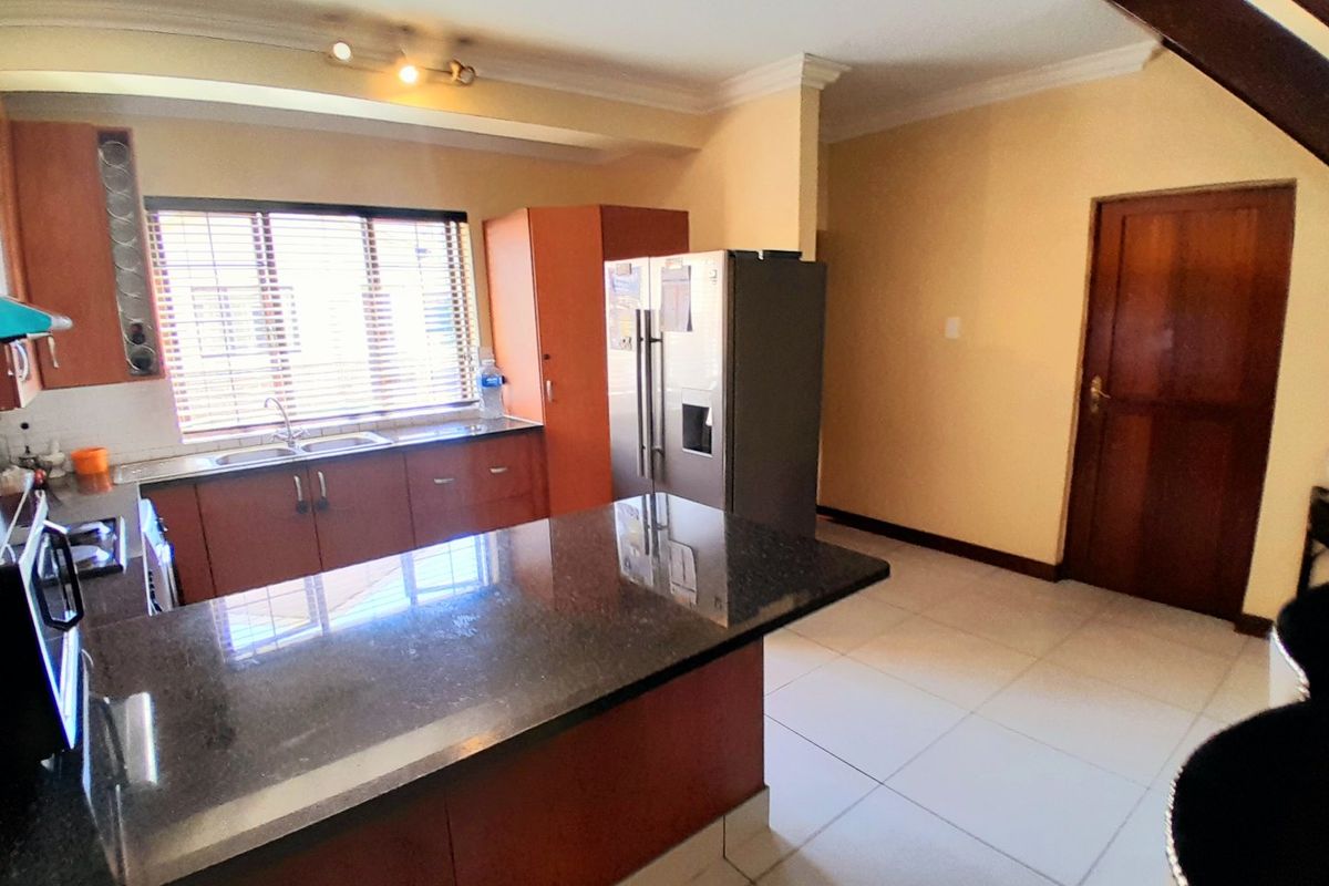 Three bedrooms house for sale in Carlswald - Photo 4