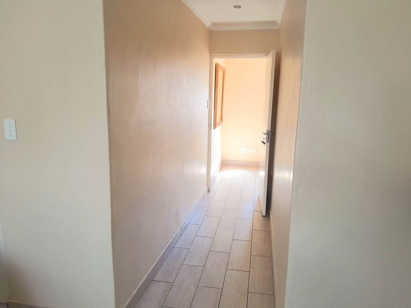 Three bedrooms house for sale in Carlswald - Photo 7