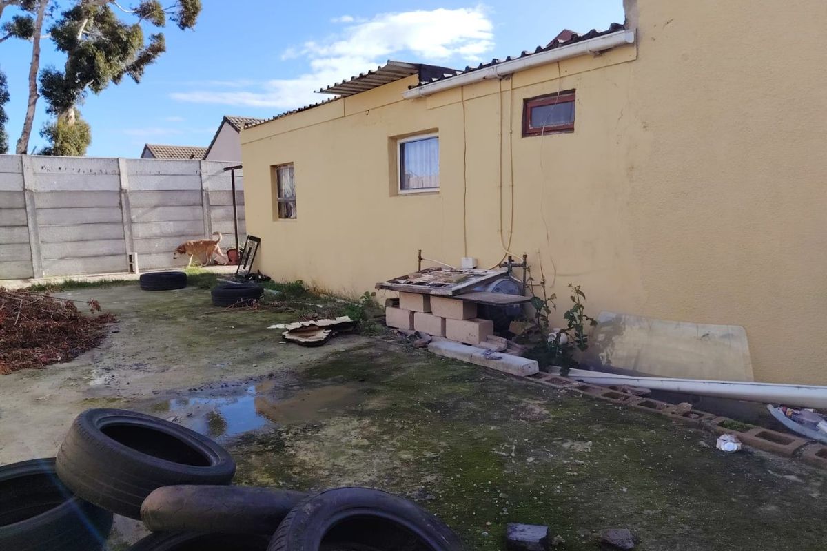 3 Bed House in Stratford Green, Eersterivier South for Sale - Photo 3