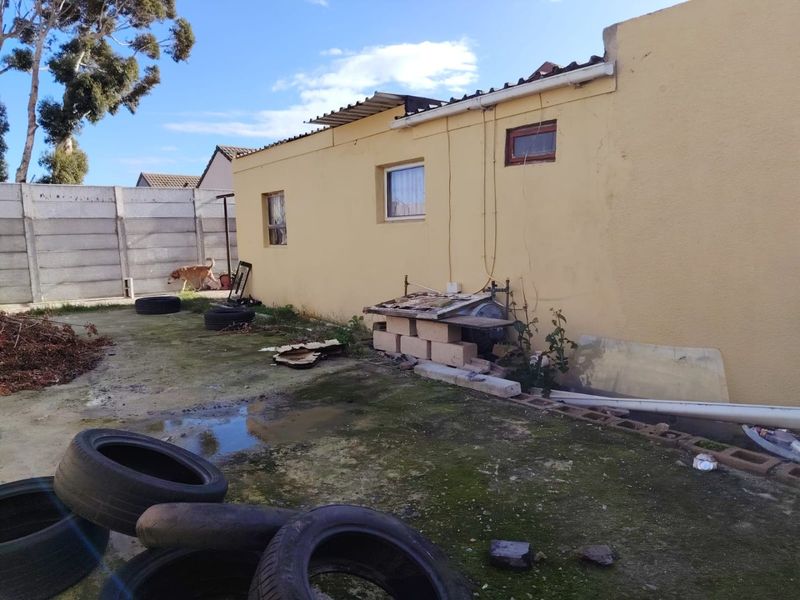 3 Bed House in Stratford Green, Eersterivier South for Sale - Photo 3