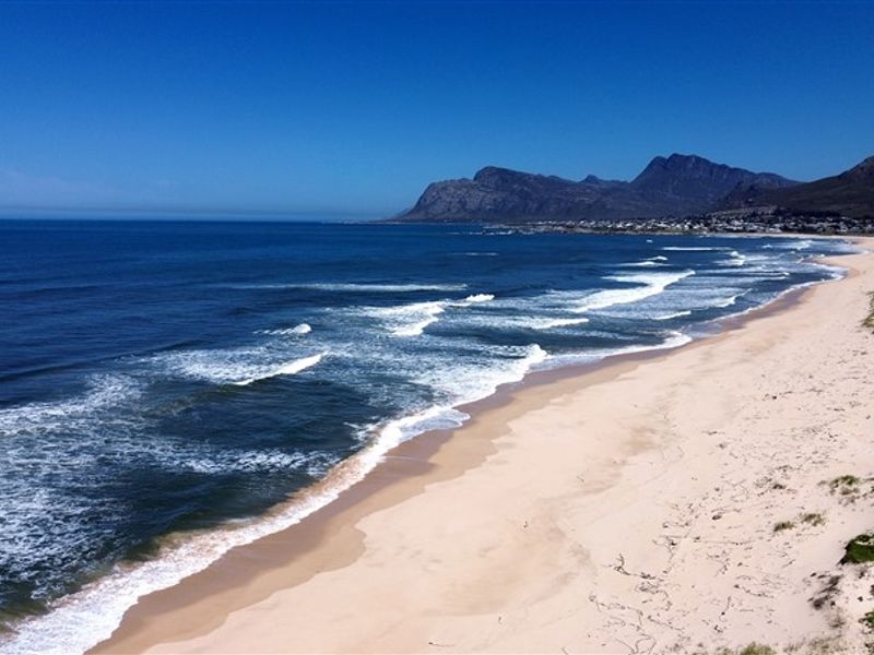 Golden opportunity to own a UNIQUE piece of vacant land with 1 KM beach front in South Africa. - Photo 3
