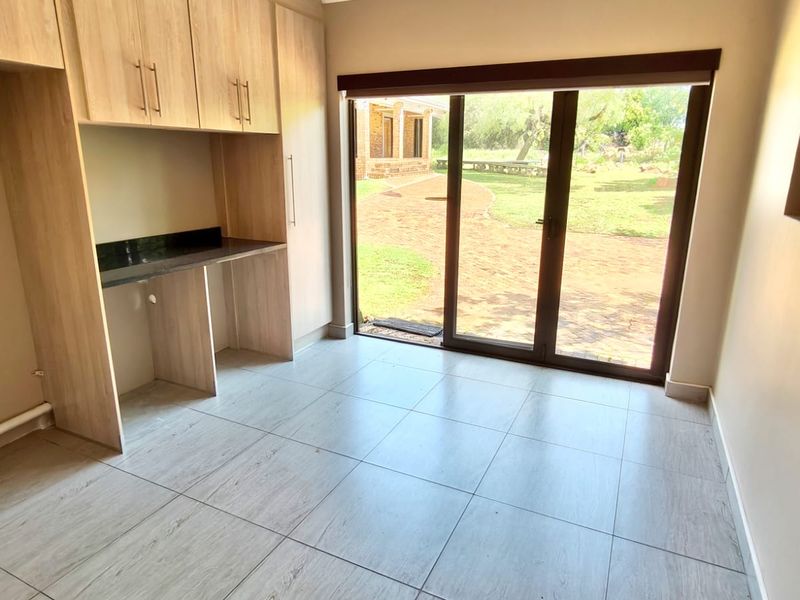 Modern Elegance Meets Waterfront Living - Photo 8