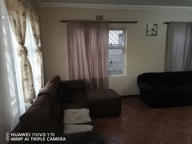 GATED  SECURITY COMMUNITY: If its safety and security you need than this  two bedroom family home in the heart of Hagley is the ideal place for you. - Photo 7