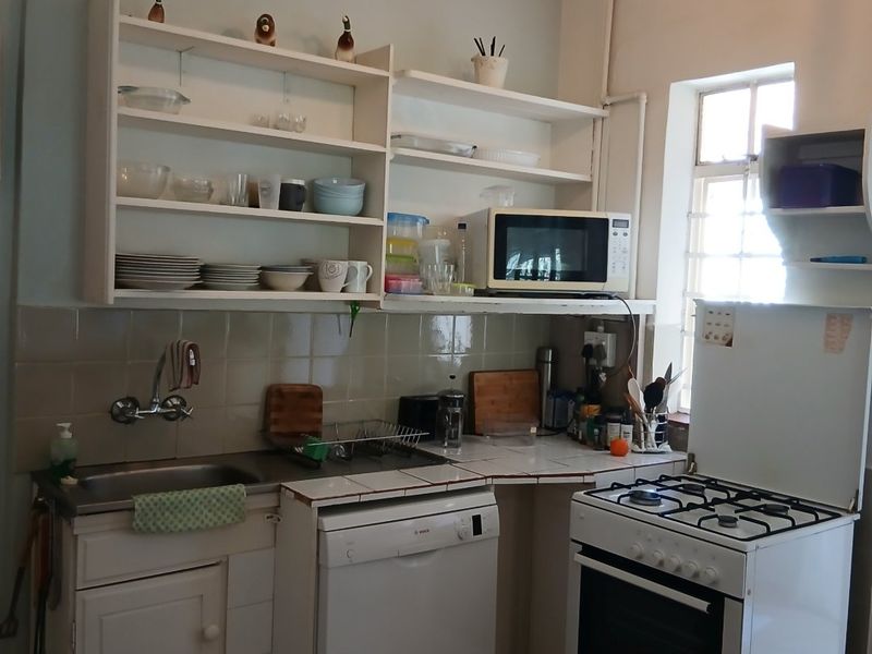 2 Bed 2bath Cosy House cottage with a Lovely Garden-Corporate Rental, suitable for Expats, Professionals-Water, Utilities, House Keeping, Uncapped Wi-fi all included-Rosebank.  A Steal! - Photo 8