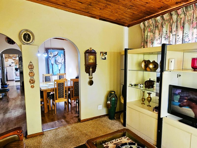 Perfect Location in Deneysville by the Vaal Dam - Photo 9