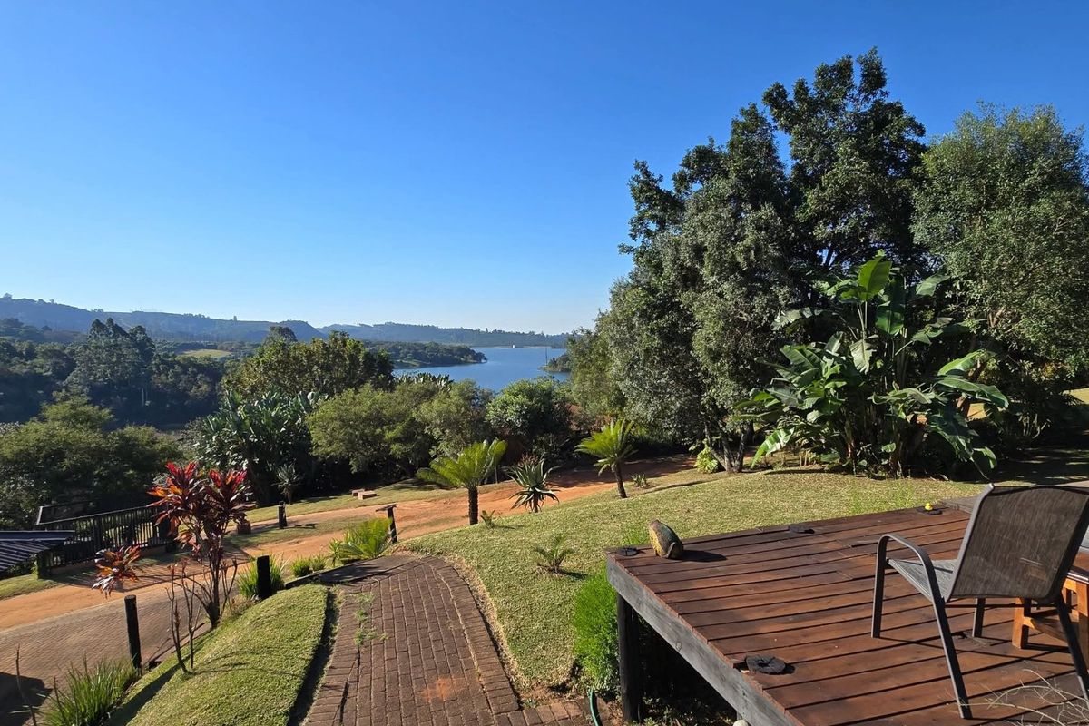 Stunning Holiday Home/Income-generating opportunity  - Photo 2