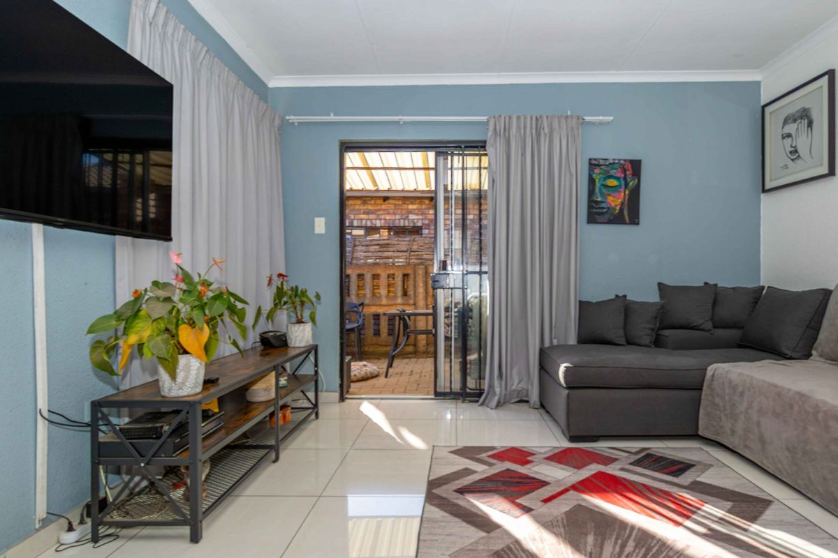 INVESTORS ONLY – 2-Bedroom Townhouse for Sale in Eden Glen - Photo 4