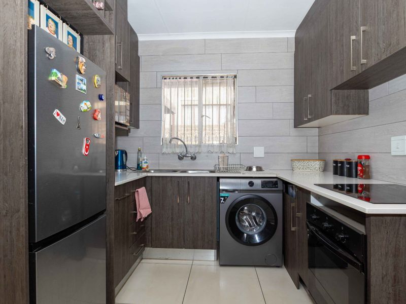 INVESTORS ONLY – 2-Bedroom Townhouse for Sale in Eden Glen - Photo 8