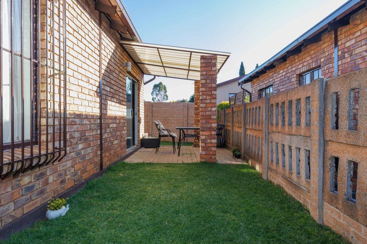 INVESTORS ONLY – 2-Bedroom Townhouse for Sale in Eden Glen - Photo 2