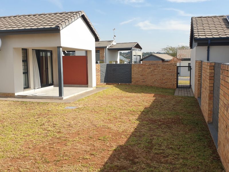 Light-Filled Modern 3-Bedroom Home in The Madison, Amberfield City - Photo 6