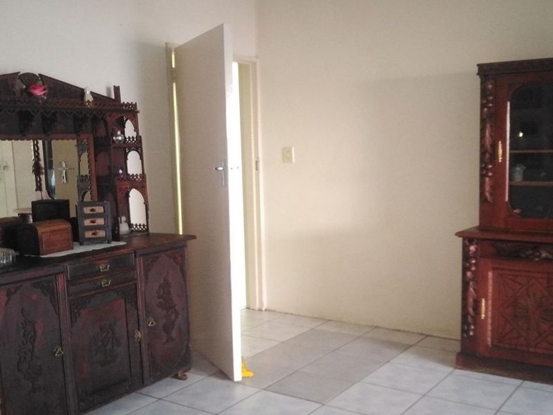 Meyerville Property for sale: Charming 3-Bedroom Family Home with Pool, Lapa & Double Garage - Photo 3