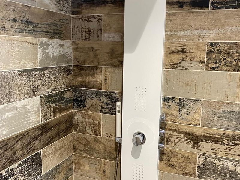 4 Bedroom House for Sale  - Photo 8