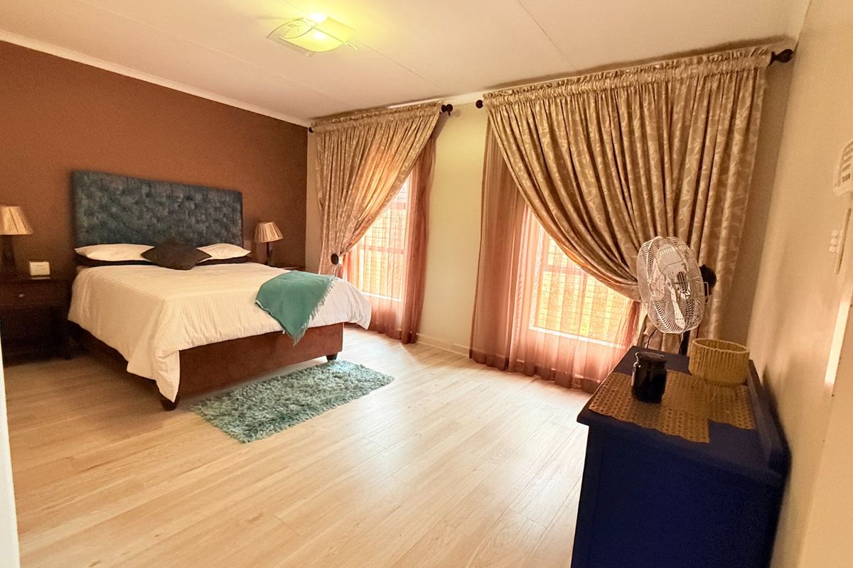 3 Bed 2 and a Half Bath Family Home - Photo 5