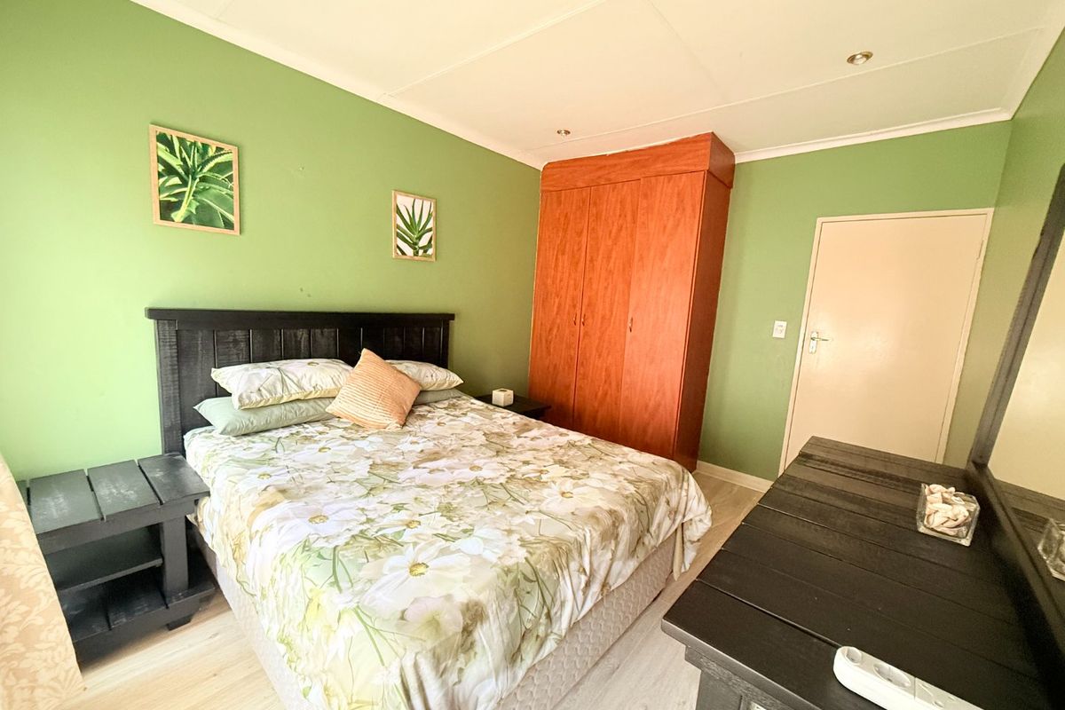 3 Bed 2 and a Half Bath Family Home - Photo 4