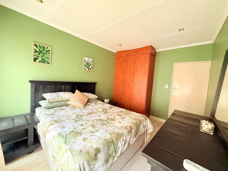 3 Bed 2 and a Half Bath Family Home - Photo 7