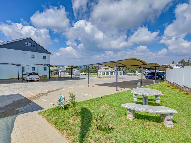 Modern 4-Bedroom First-Floor Apartment in Waterfall Manor – Smart, Secure & Eco-Friendly Living - Photo 2