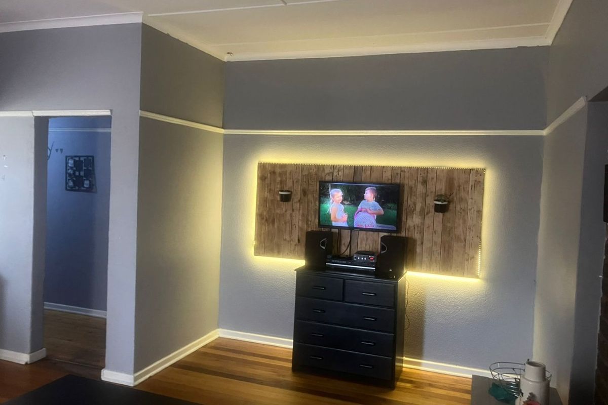 GOLDEN OLDIE PLUS 2 FLATS FOR SALE - Photo 4