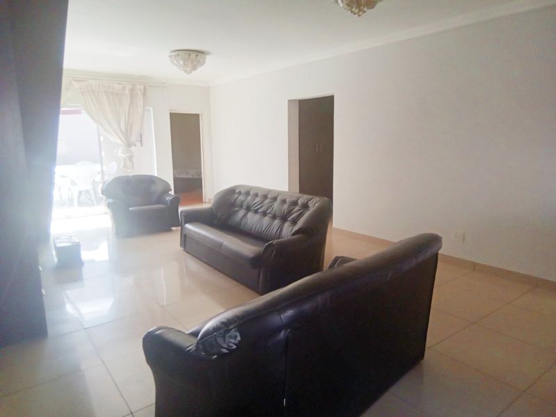 Family Home For Sale In Midrand  - Photo 6