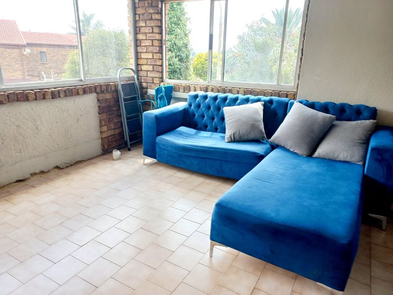 3Bed 1Bath Apartment for Sale - Photo 9