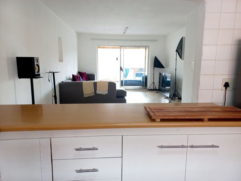 3Bed 1Bath Apartment for Sale - Photo 7