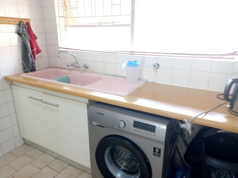 3Bed 1Bath Apartment for Sale - Photo 6