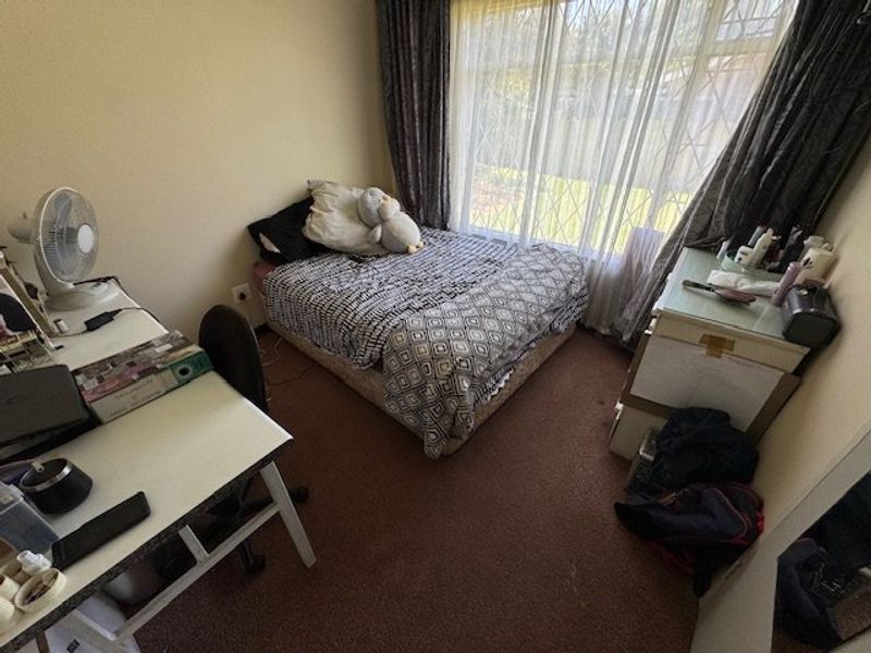 Elegant Family Home with Study and Granny Flat - Photo 8