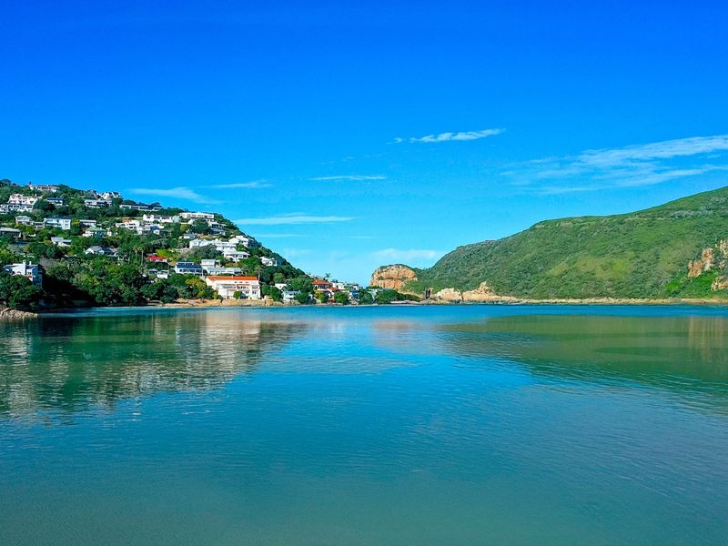 Lagoon Serenity | Elegant Living on Leisure Isle - Photo 3