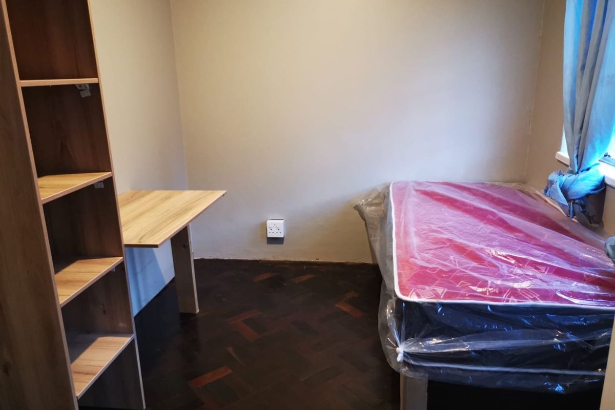 8 Bedroom  - Great investment opportunity! - Photo 3