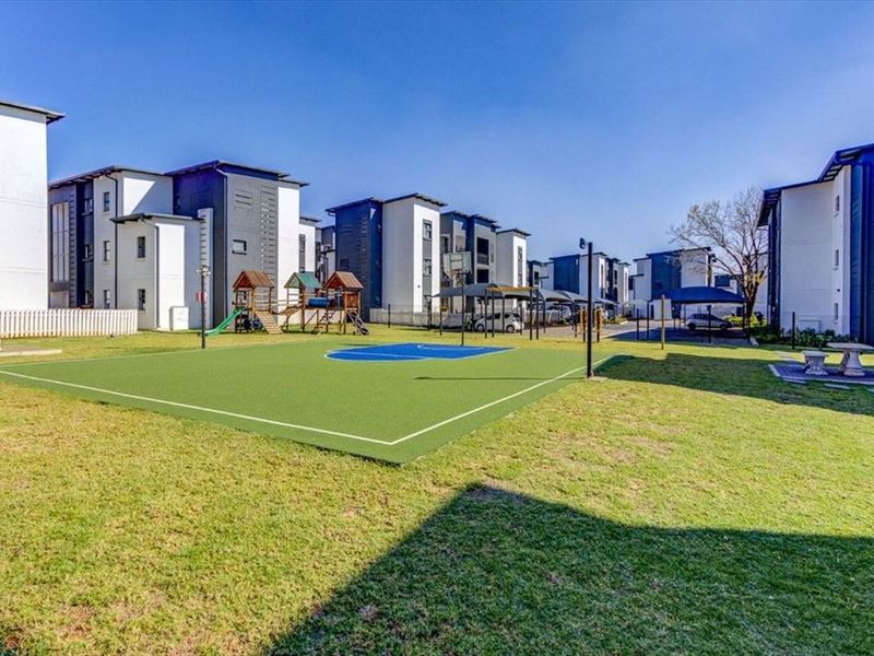Neat Two-Bedroom Home with Double Carport - Photo 3