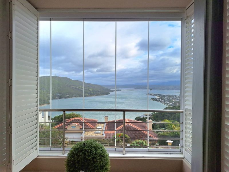 Unrivalled Elegance with Panoramic Views at The Heads, Knysna - Photo 2