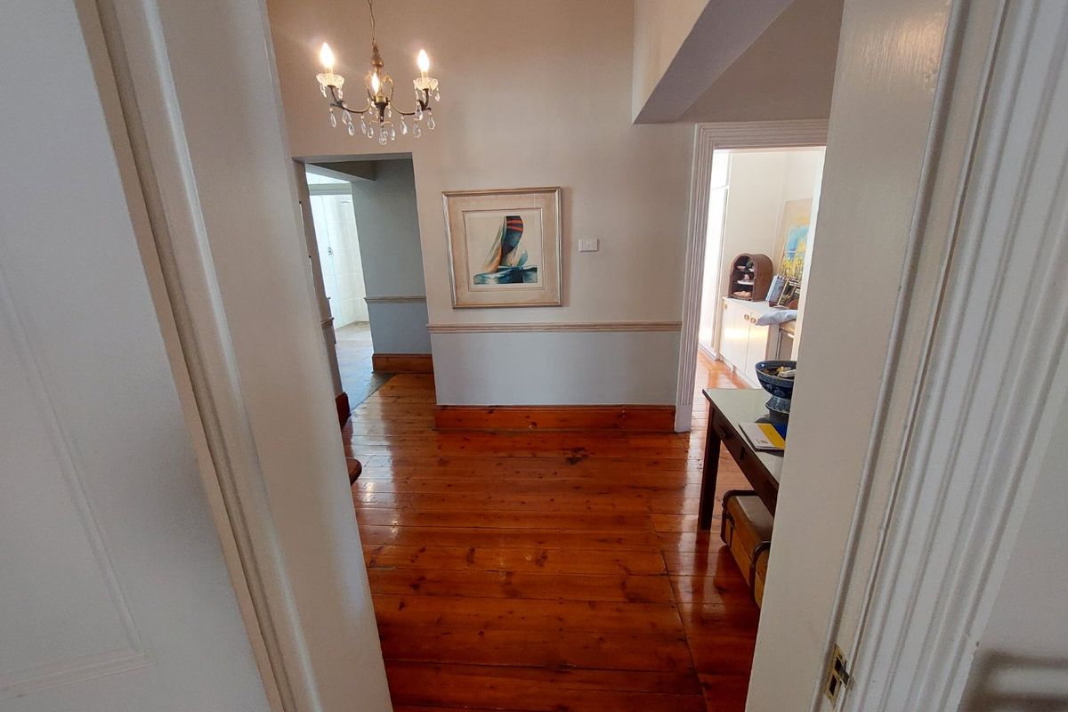 Home Split into two sectional titles and one for sale in Essenwood - Photo 5