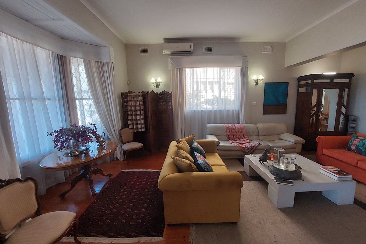 Home Split into two sectional titles and one for sale in Essenwood - Photo 2