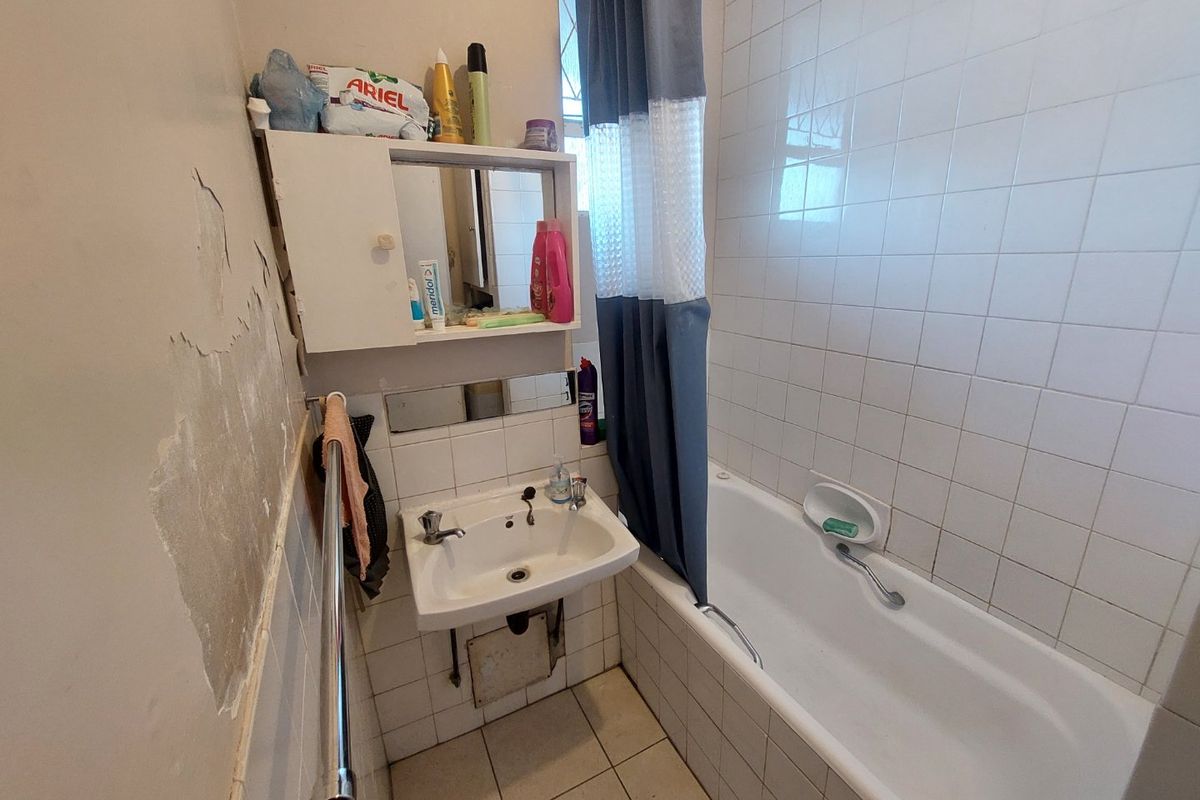 Apartment for sale in Glenwood - Photo 2