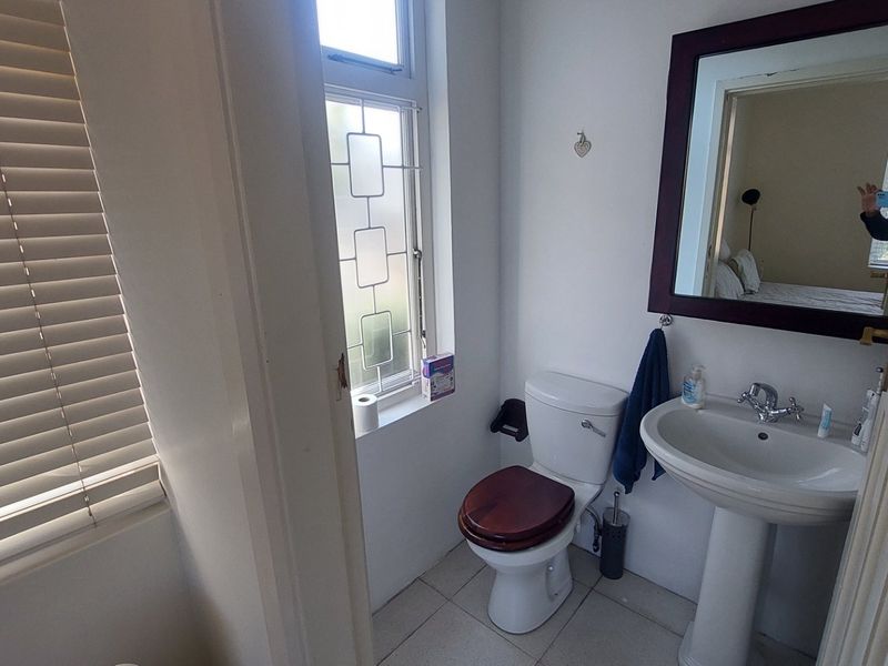 A beautiful, stylish and spacious apartment for sale in Glenwood - Photo 9