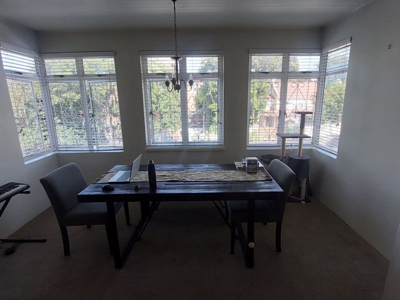 A beautiful, stylish and spacious apartment for sale in Glenwood - Photo 5