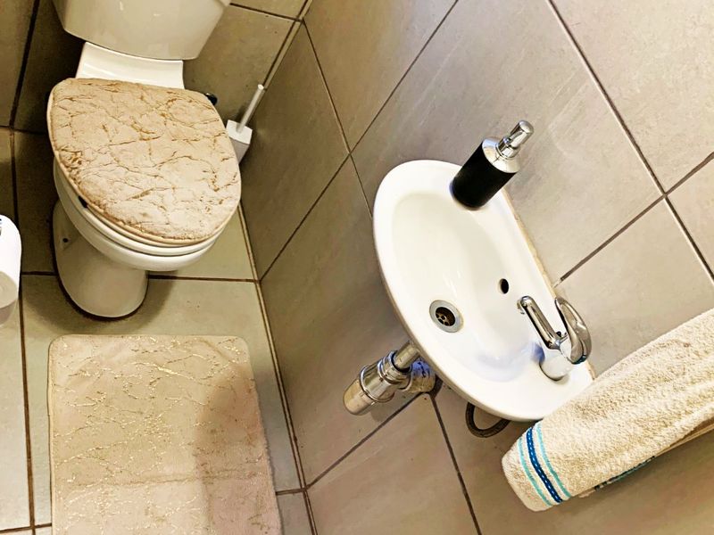 Modern 3-Bedroom Townhouse in Secure Estate in Goedeburg - Photo 7