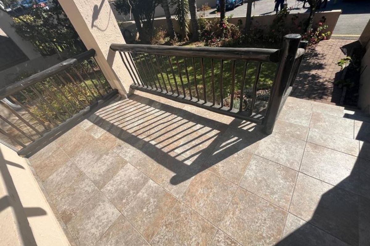 Situated in the well-managed Victoria Square complex, corner of Baker and Harris Road, Eden Glen! - Photo 2