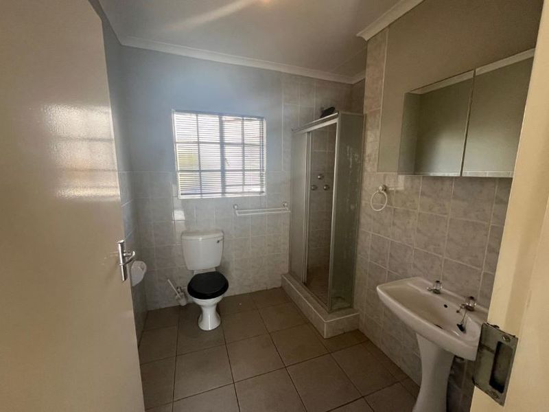 Situated in the well-managed Victoria Square complex, corner of Baker and Harris Road, Eden Glen! - Photo 10